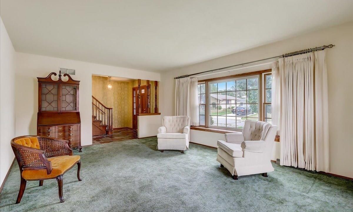 Greendale Homes for Sale Rhonda Simonson